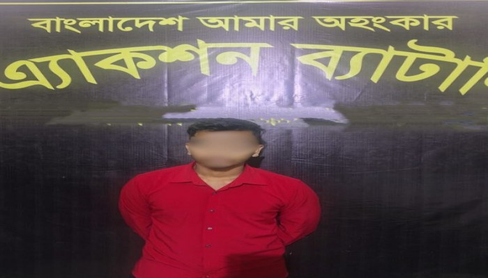 পুলিশ হেফাজত হতে পলাতক গণধর্ষণ মামলার আসামী শহীদুলকে গ্রেফতার করেছে র‌্যাব।
