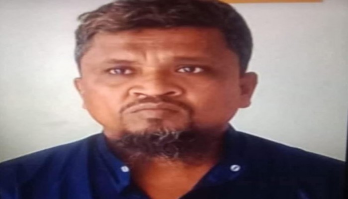 বাকেরগঞ্জে দিন-দুপুরে ৬০ বছরের বৃদ্ধ হত্যা মামলার সন্দেহ বাজন আসামি গ্রেপ্তার