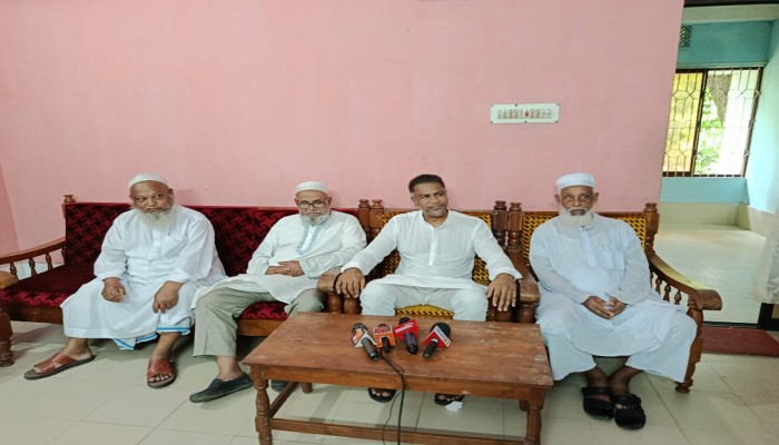 হিজলা মেহেন্দিগঞ্জ আসনে বিএনপির মনোনয়ন প্রত্যাশী এ এম ব্যারিস্টার মাসুম।
