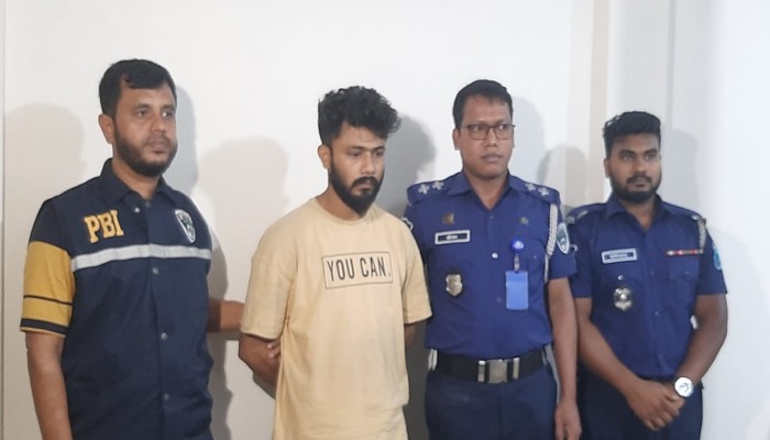 বন্দরে আলমগীর হোসেন হত্যা মামলার দুই আসামি গ্রেফতার