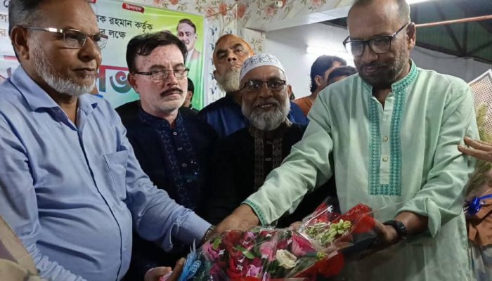 মঠবাড়িয়ায় বিএনপির জনসমাবেশে রাষ্ট্র কাঠামো মেরামতের ৩১ দফা বাস্তবায়নের অঙ্গীকার