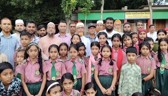 যে মাসে জন্ম, সে মাসেই অবসর" ৩০ বছর প্রধান শিক্ষক হিসেবে দায়িত্ব পালন শেষে অশ্রুসিক্ত বিদায়
