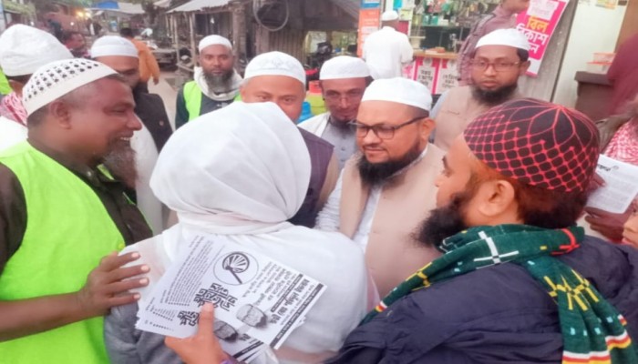 কেশবপুরে হাতপাখার প্রার্থীর গণসংযোগ ও লিফলেট বিতরণ