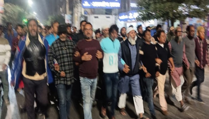রাজশাহীতে শেখ হাসিনার ফাঁসির দাবিতে বিএনপি নেতা মিলু ও হারুন নেতৃত্বে বিক্ষোভ মিছিল