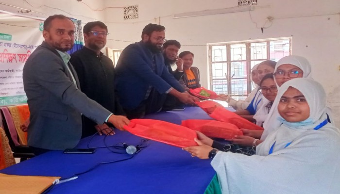 কাউখালীতে শতাধিক কিশোরীদের সচেতনামূলক  প্রশিক্ষণ  অনুষ্ঠিত