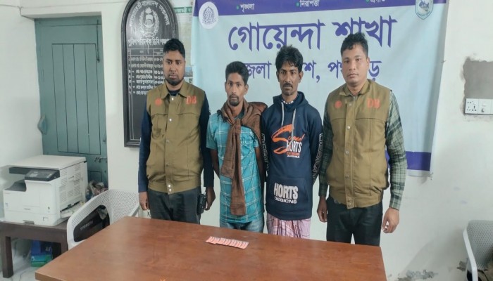 ​ডিবি পুলিশের অভিযানে ট্যাপেন্টাডল ট্যাবলেটসহ দুই মাদক কারবারি গ্রেপ্তার