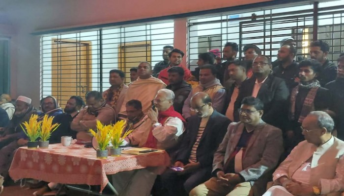 মির্জাগঞ্জে খালেদা জিয়ার সুস্থতা কামনায় মোনাজাত ধরলেন আলতাফ হোসেন চৌধুরী