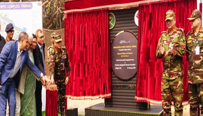 সংসদ নির্বাচন ও গণভোট নিয়ে সেনাবাহিনী প্রধানের ময়মনসিংহে মতবিনিময়