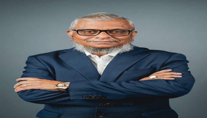 শপথ নিচ্ছেন আরিফুল হক চৌধুরী নির্বাচনী এলাকাবাসীর প্রতি কৃতজ্ঞতা