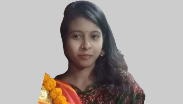 গাইবান্ধায় গৃহবধূর ঝুলন্ত মরদেহ উদ্ধার, স্বামী-শ্বশুরবাড়ির বিরুদ্ধে মামলা