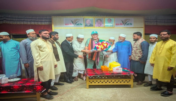 ​বান্দরবানে নবনির্বাচিত এমপি সাচিং প্রু জেরীর সঙ্গে জামায়াতের আমীর ও নায়েবে  আমীররে সৌজন্য সাক্ষাৎ, সম্প্রীতি রক্ষায় ঐক্যের আহ্বান