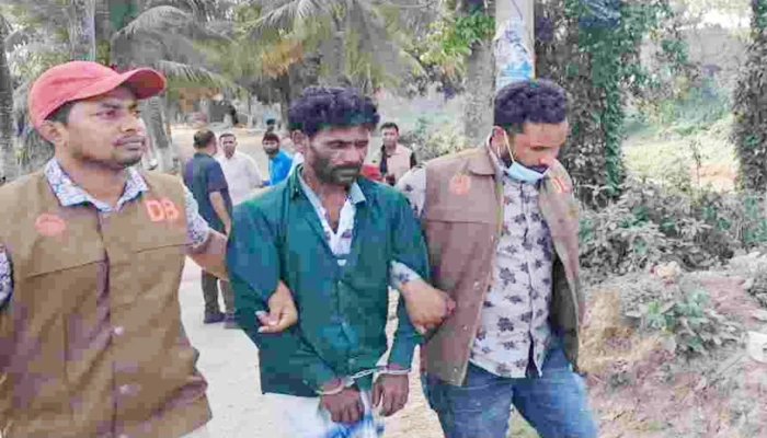 গোয়ালন্দে বিদেশি পিস্তল, ম্যাগজিন ও গুলিসহ গ্রেপ্তার ১