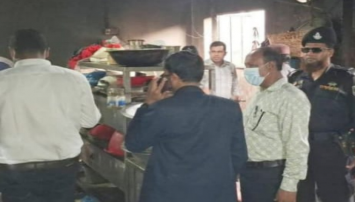 ​শায়েস্তাগঞ্জে মোবাইল কোর্ট অভিযানে ৫ রেস্তোরাঁকে ১ লাখ টাকা জরিমানা