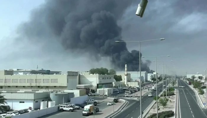 আমিরাতে ২ হাজার ক্ষেপণাস্ত্র-ড্রোন নিক্ষেপ ইরানের