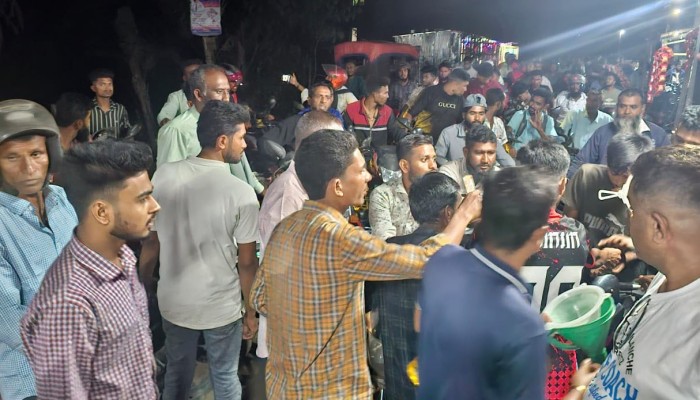 ​গলাচিপায় পেট্রল-অকটেনের তীব্র সংকট