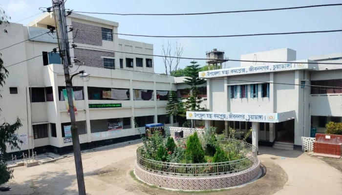 জীবননগরে কোল্ডস্টোরেজের ছাদ থেকে পড়ে যুবকের মৃত্যু