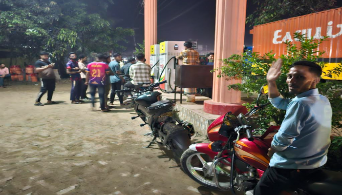 রেশনিংয়ের প্রভাবে সিলেটে জ্বালানি সরবরাহে সংকট, বাড়ছে উদ্বেগ