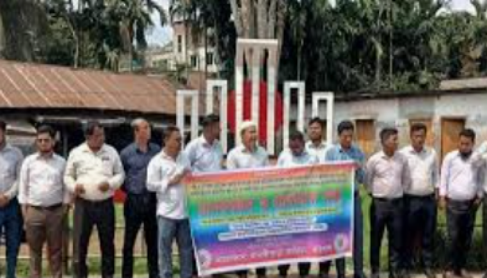 বানারীপাড়ায় ‘ফারিয়া’র মানববন্ধন ও প্রতিবাদ সভা অনুষ্ঠিত