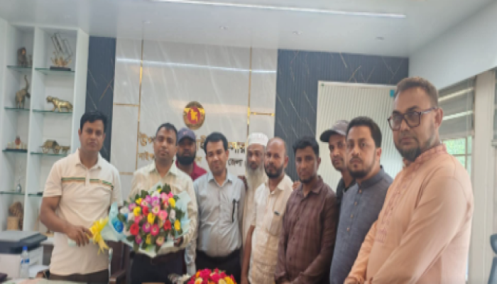 ​নাইক্ষ্যংছড়িতে নবাগত উপজেলা নির্বাহী অফিসার এনামুল হাসান  এর  সাথে নাইক্ষ্যংছড়ি প্রেসক্লাবের শুভেচ্ছা বিনিময়