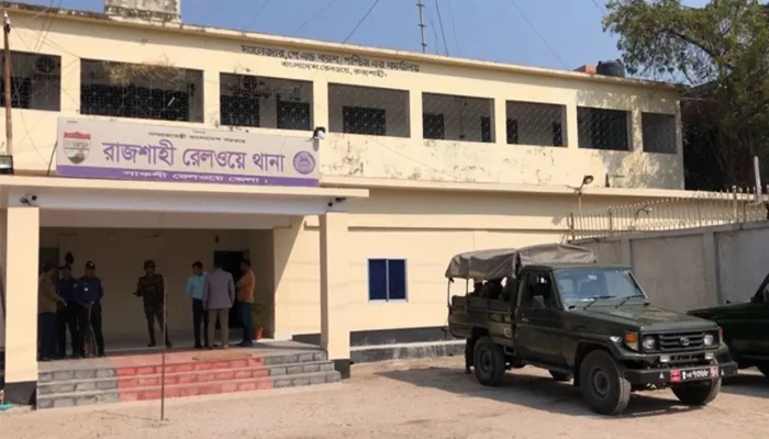 রাজশাহীতে ট্রেনের ধাক্কায় নারীর মৃত্যু
