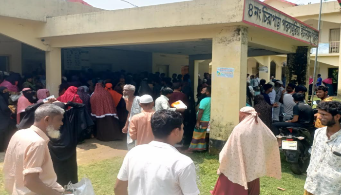 কাউখালীতে ঈদুল আযহা উপলক্ষে ভিজিএফ চাল বিতরণে অনিয়মের অভিযোগ