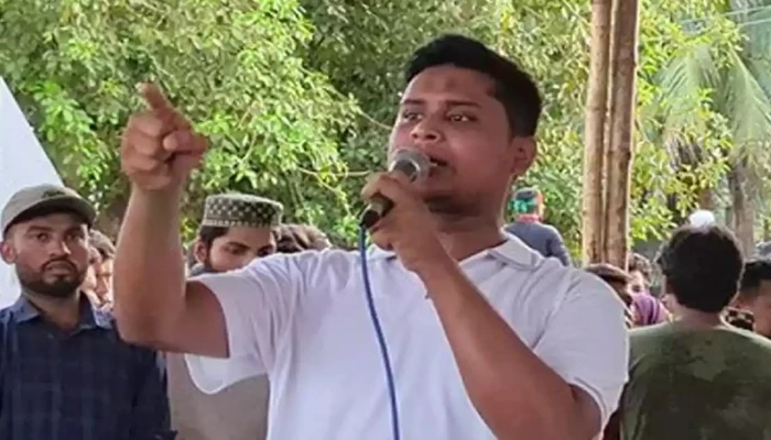 ফ্যামিলি কার্ড নয়, সরকারের কাছে জাস্টিস কার্ড চাই: হাসনাত আব্দুল্লাহ