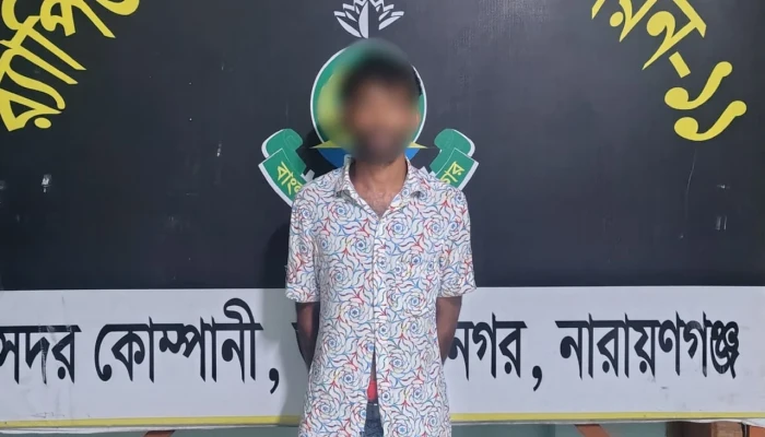 অটোরিকশা চালকের গলা কাটার ঘটনায় প্রধান আসামি গ্রেপ্তার