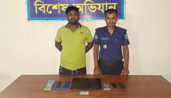কুড়িগ্রামের ভূরুঙ্গামারীতে বিকাশ ও নগদ ব্যবসার আড়ালে অনলাইন ক্যাসিনো, জুয়ারি গ্রেফতার