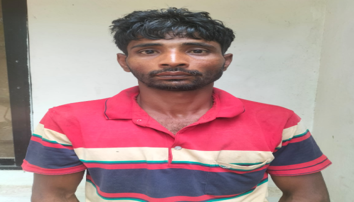 ​বোয়ালখালীতে ওমর ফারুক হত্যার আসামী গ্রেপ্তার