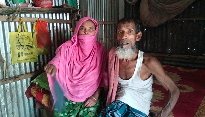 আর্থিক সহযোগিতা চান রায়গঞ্জের দরিদ্র শাহ আলী