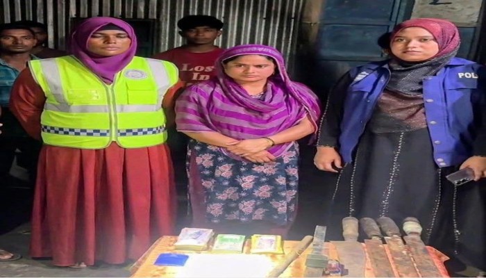 কটিয়াদীতে মাদক-দেশীয় অস্ত্রসহ নারী গ্রেপ্তার