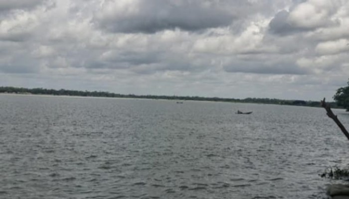 অমাবস্যার প্রভাবে বিপৎসীমার ওপরে বরিশাল বিভাগের নদ-নদীর পানি