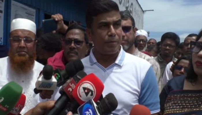 ‘১৭ বছরে ওমরা দেশটাক শ্যাষ করছে’ কুড়িগ্রামে প্রতিমন্ত্রী ফরহাদ