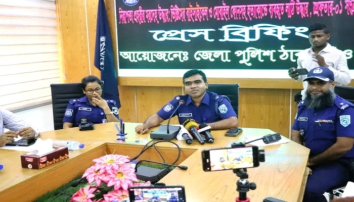 ঠাকুরগাঁওয়ে নিরাপত্তা প্রহরী হত্যাকান্ডে গ্রেফতার-১ জেলা পুলিশের প্রেস ব্রিফিং