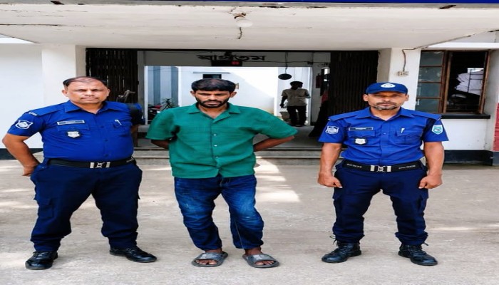 ঠাকুরগাঁওয়ে চুরি হওয়া মোটরসাইকেল উদ্ধার, সংঘবদ্ধ চোর চক্রের ৫ সদস্য গ্রেফতার