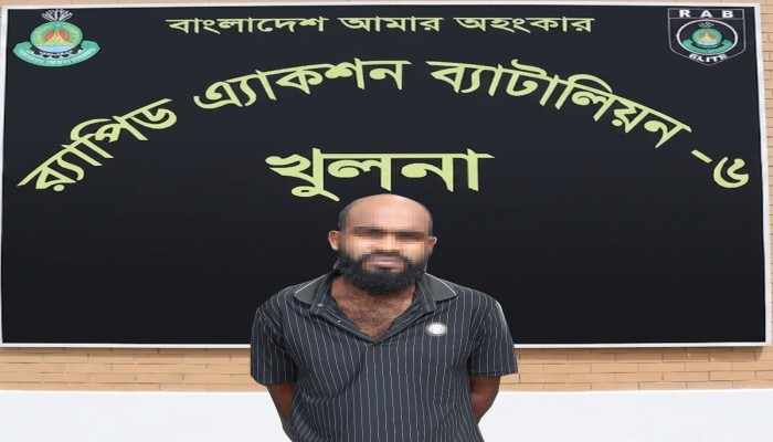 খুলনার রূপসায় ইট ভাটায় চাঞ্চল্যকর ফখরুল হত্যা মামলার প্রধান অভিযুক্ত ইব্রাহিম ওরফে কাটাপ্পাকে গ্রেফতার করেছে র‍্যাব-৬