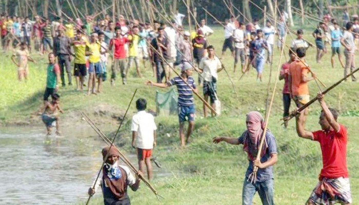 লাখাই জমি বিরোধে দুই পক্ষের সংঘর্ষ, আহত ২০