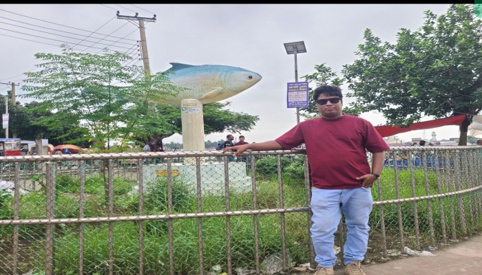 শব্দের মানুষ রাজু তুহিনের জন্মদিন আজ