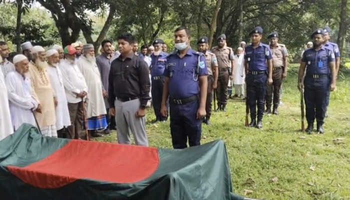 বীর মুক্তিযোদ্ধা গিয়াস উদ্দিন আহম্মেদের রাষ্ট্রীয় মর্যাদায় দা'ফন