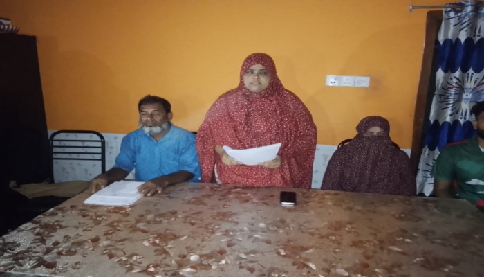 স্থানীয় প্রশাসনের কাছে বারংবার অ'ভিযোগ দেওয়ার পরেও কোন প্র'তিকার পায়নি ভূ'ক্তভু'গিরা