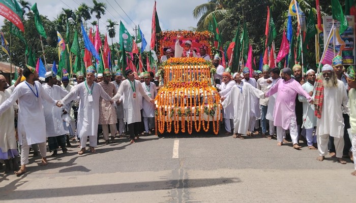 কেন্দুয়ায় ঈদে মিলাদুন্নবী (সা.) উপলক্ষে আনন্দ র‍্যালি ও দোয়া মাহফিল