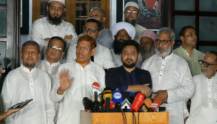 সংসদ অ'ভি'মু'খে পদযাত্রা ঘোষণা ১১ দলীয় ঐক্যের