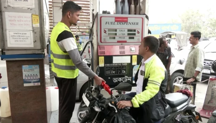 সেপ্টেম্বরেও অ'প'রি'ব'র্তি'ত থাকছে জ্বা'লা'নি তেলের দাম