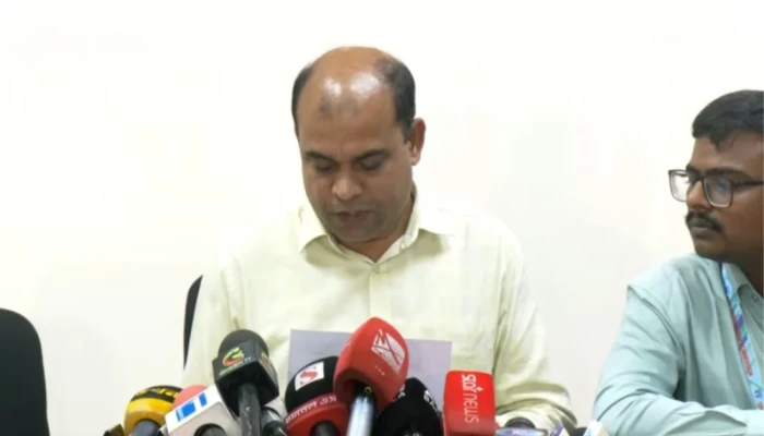 আসিফ মাহমুদের বি'রু'দ্ধে ১৮৮ কর্মকর্তার বদলিতে অর্থ লেনদেনের প্রাথমিক প্রমাণ পেয়েছে দুদক