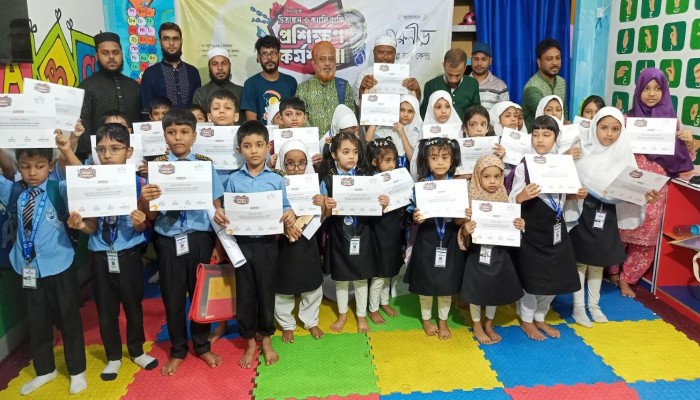 চারুনীড়ের দিনব্যাপী চিত্রাঙ্কন ও ক্যালিগ্রাফি প্রশিক্ষণ কর্মশালা অনুষ্ঠিত