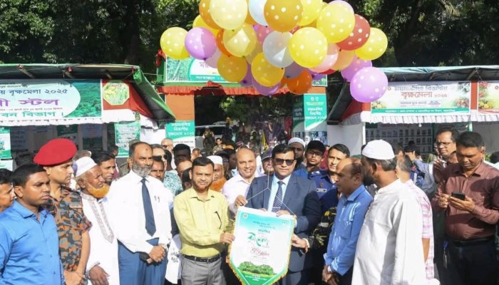 মেলা থেকে অন্তত একটি গাছ কেনার আহ্বান