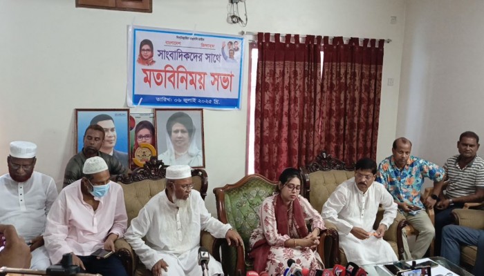 শেরপুরে ডা. সানসিলা জেবরিন প্রিয়াঙ্কা সাংবাদিকদের সঙ্গে মতবিনিময় সভা