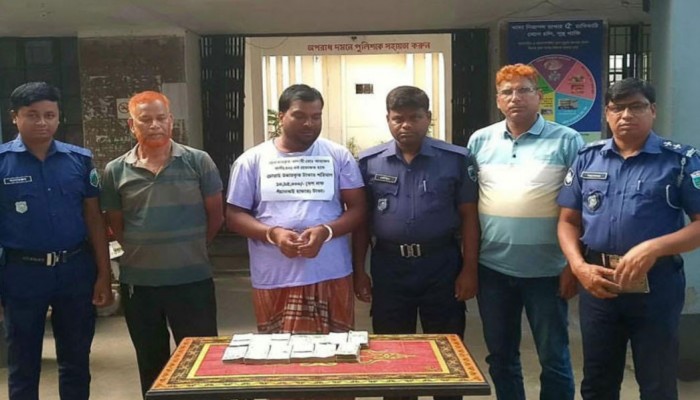 চুরির টাকা উদ্ধার করলো পুলিশ।