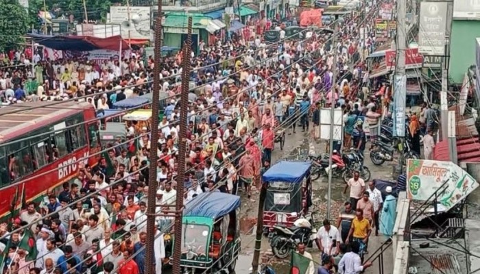 কালিহাতীতে ঐতিহাসিক ৫ জুলাই উপলক্ষে বিএনপির দুই গ্রুপের সংঘর্ষে উত্তেজনা।