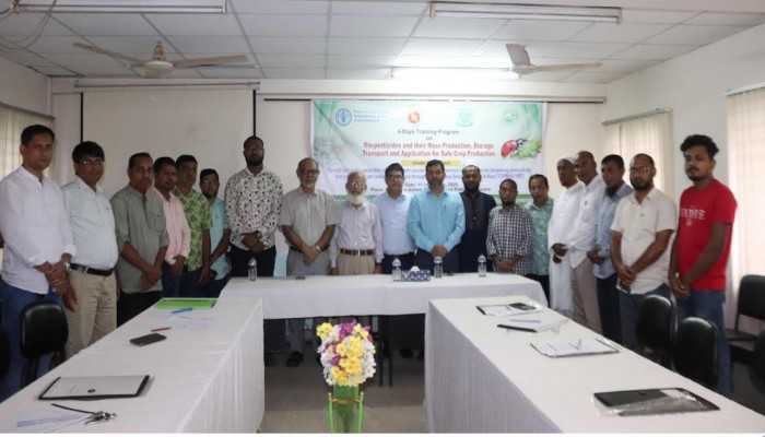 জৈব বালাইনাশক বিষয়ে বাকৃবিতে ৪ দিনব্যাপী কর্মশালা শুরু